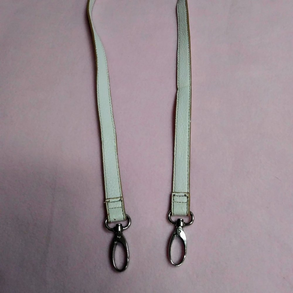 White replacement strap for bag